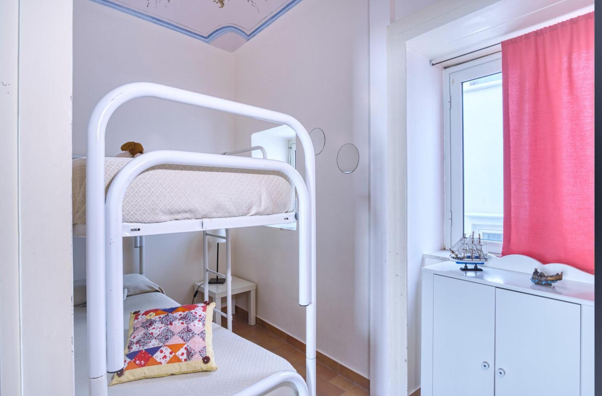 Porto Salvo Apartments - By Vacation Service Cefalu Room photo