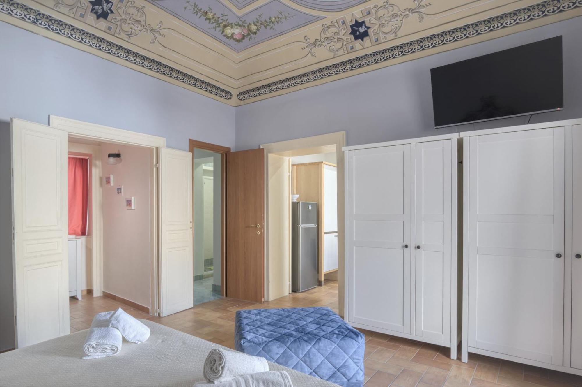 Porto Salvo Apartments - By Vacation Service Cefalu Room photo