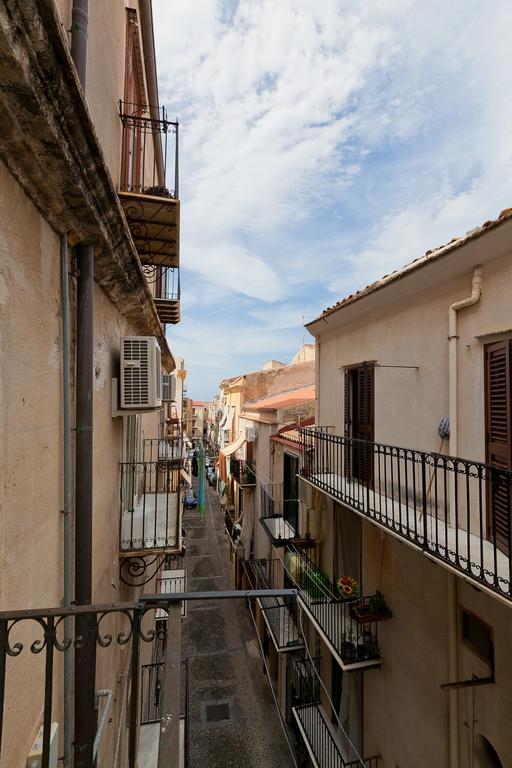 Porto Salvo Apartments - By Vacation Service Cefalu Exterior photo