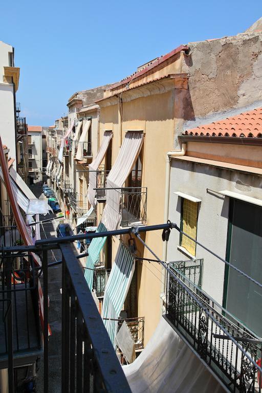 Porto Salvo Apartments - By Vacation Service Cefalu Room photo